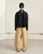 BLACK TEARDROP KNOT SWEATSHIRT